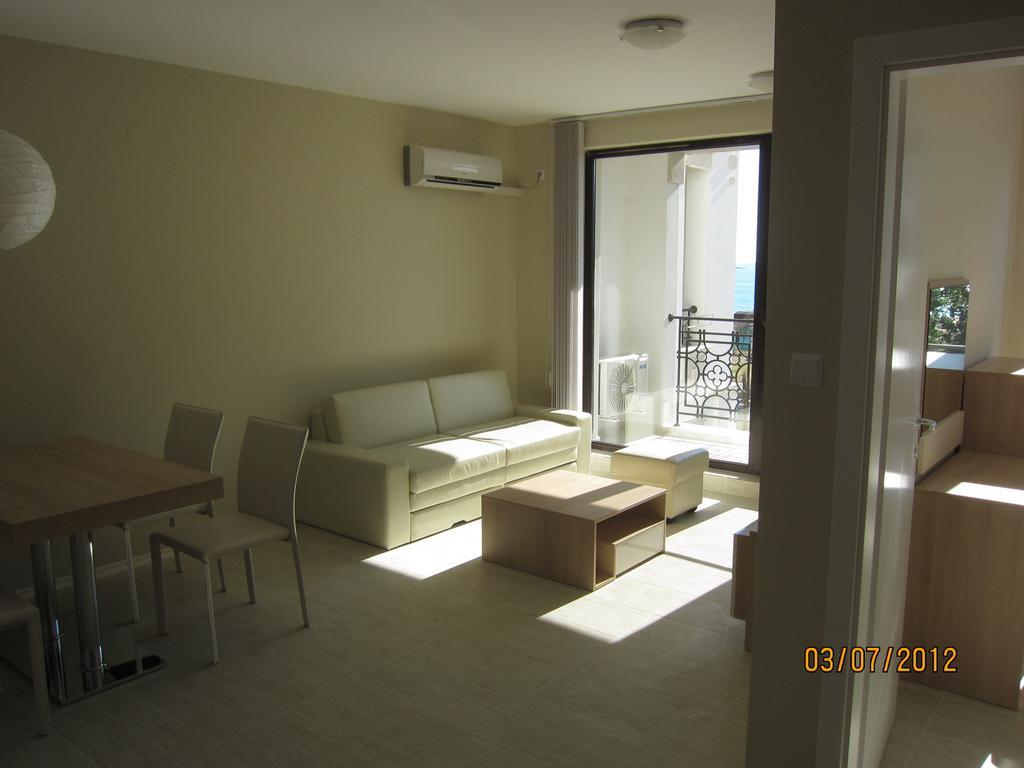 Nedev'S Apartments In Kavatsi Area Sozopol Quarto foto
