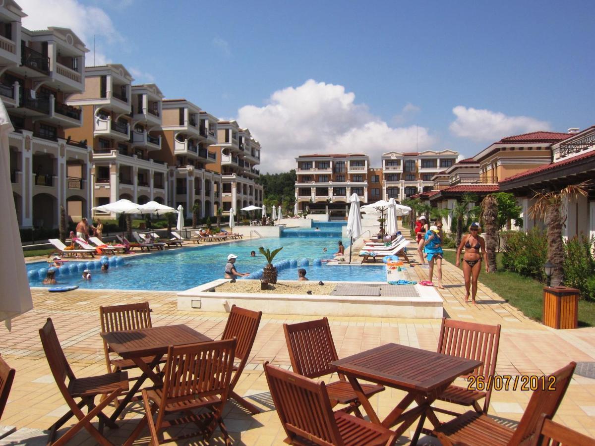 Nedev'S Apartments In Kavatsi Area Sozopol Quarto foto